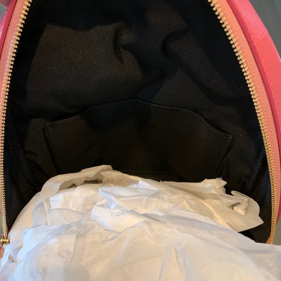 High Class Backpack - Picture 3 of 7